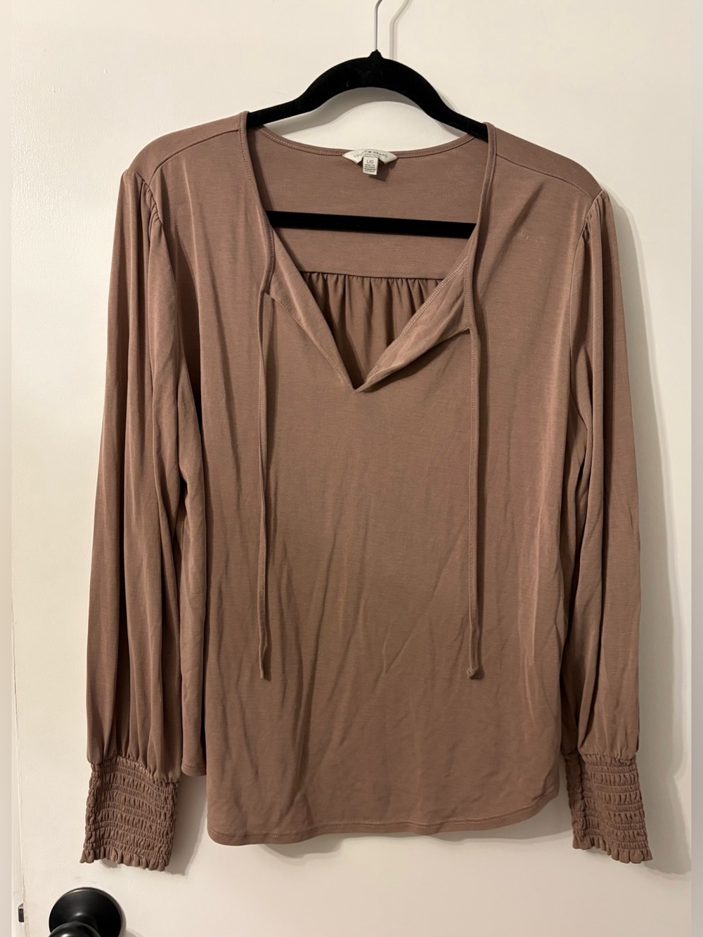 Lucky Brand Long Sleeve Tie-Neck Top in Taupe